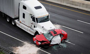 Tractor-Trailer-Accident-Lawsuit-Lawyer-Attorney